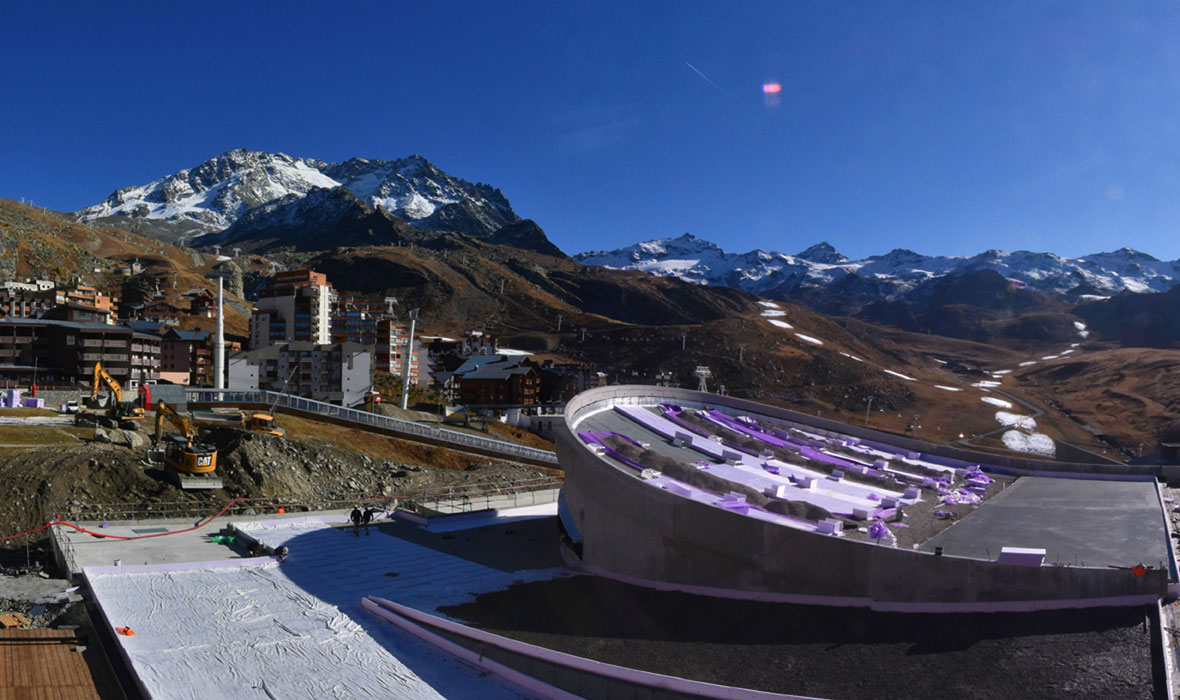 Sportcentrum Val Thorens - JACKODUR® voor omkeerdakisolatie wordt (ook) een skipiste!