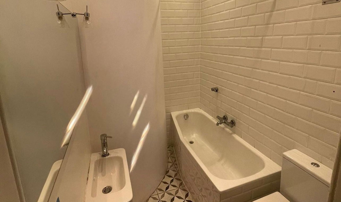 Eindeloze mogelijkheden met JACKOBOARD® - zelfs in de meest gecompliceerde badkamers