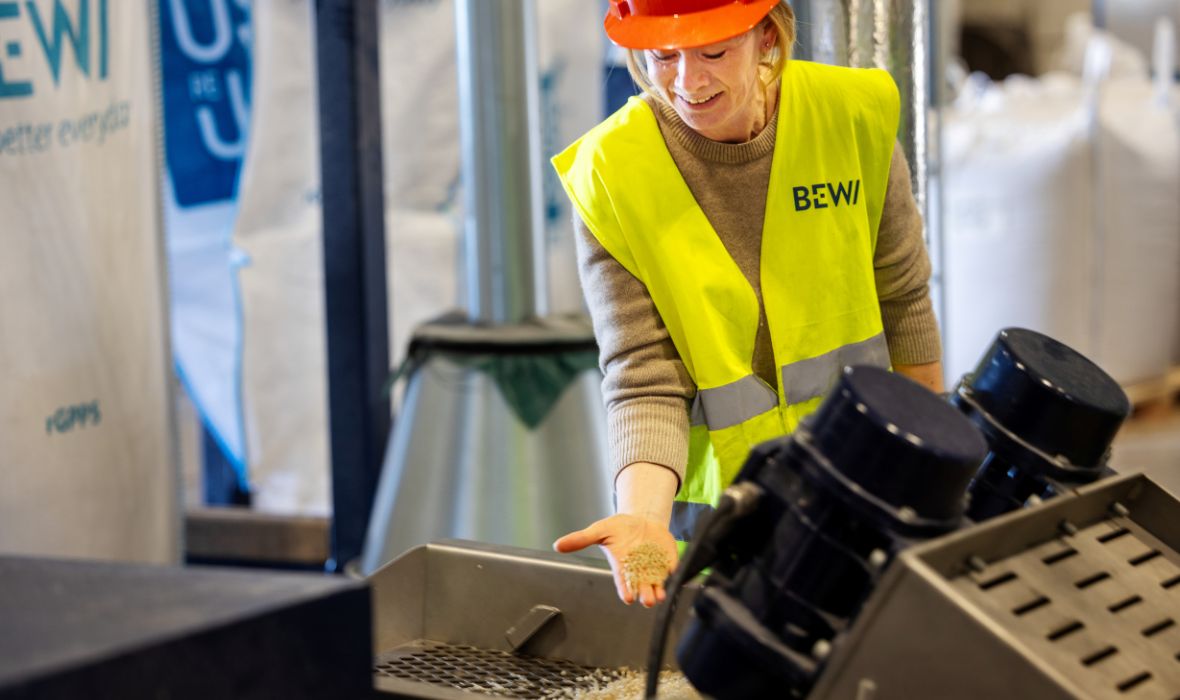 Het volledige JACKODUR®- en JACKOBOARD®-assortiment is nu ook REDcert²-gecertificeerd verkrijgbaar